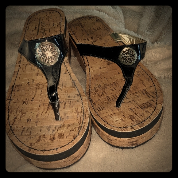 Sandels with heel - Picture 1 of 2